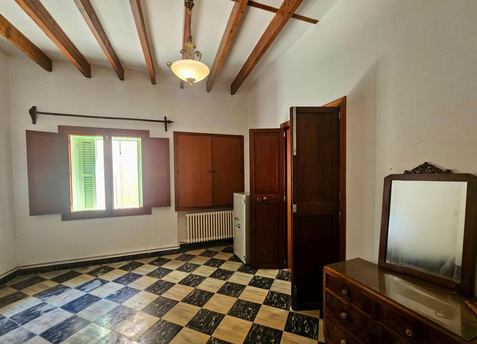 5 slaapkamer Huis te koop in Llucmajor met garage - € 1.000.000 (Ref: 9945734)