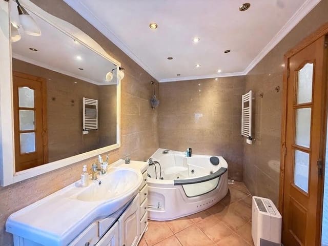 6 soverom Villa til salgs i Palmanova, Calvià med svømmebasseng - € 1 590 000 (Ref: 9970620)