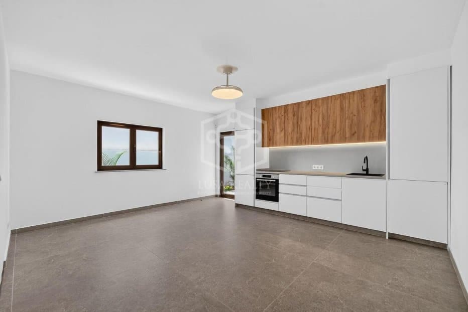 5 soveværelse Villa til salg i Adeje med swimmingpool garage - € 3.190.000 (Ref: 10031234)