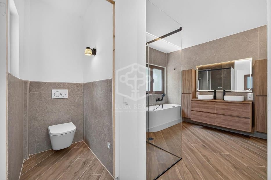 5 soveværelse Villa til salg i Adeje med swimmingpool garage - € 3.190.000 (Ref: 10031234)