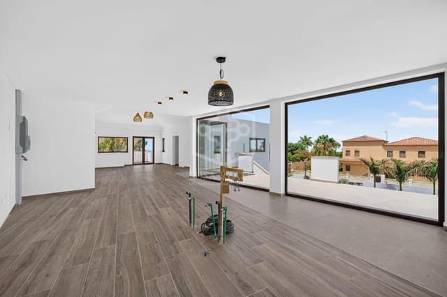 5 soveværelse Villa til salg i Callao Salvaje - Playa Paraíso, Adeje med swimmingpool garage - € 3.190.000 (Ref: 10031234)