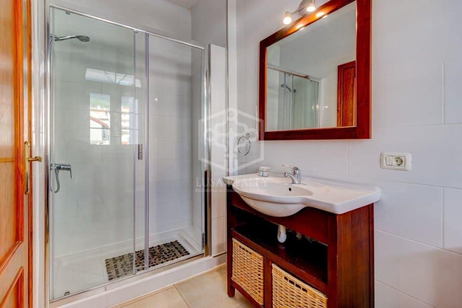 4 chambre Villa/Maison à vendre à Adeje avec piscine garage - 2 060 000 € (Ref: 10031235)