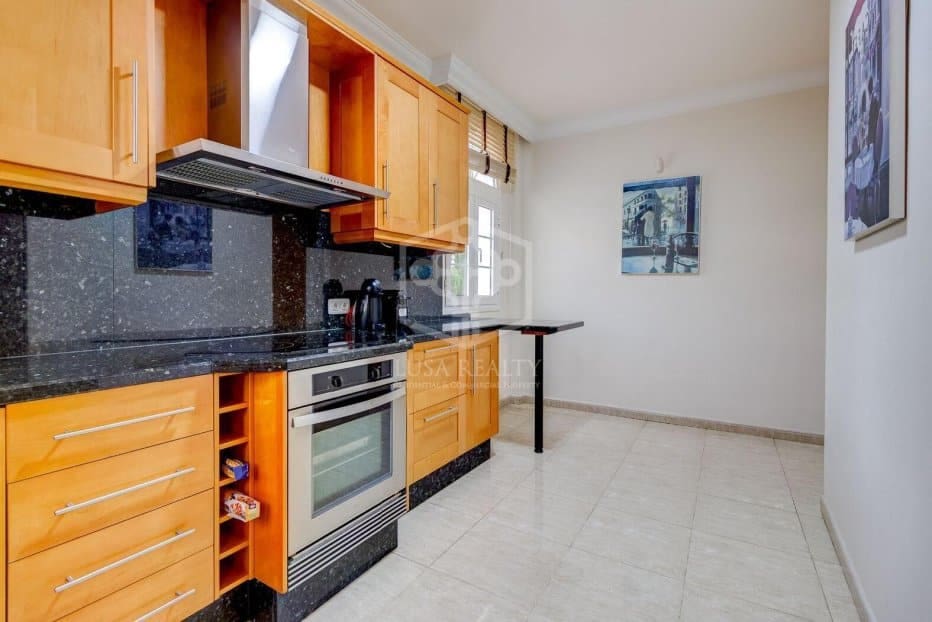 4 chambre Villa/Maison à vendre à Adeje avec piscine garage - 2 060 000 € (Ref: 10031235)