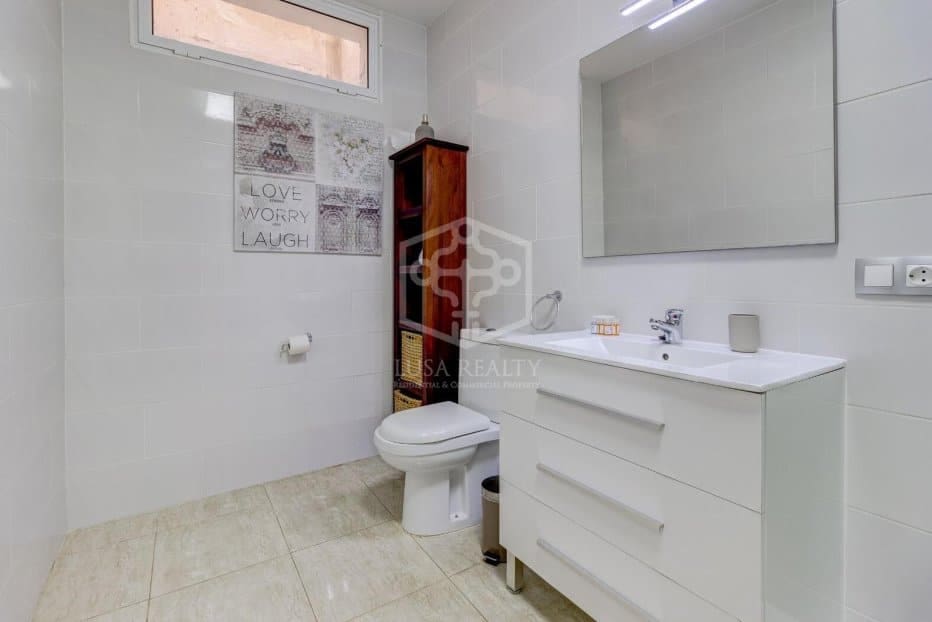 4 chambre Villa/Maison à vendre à Adeje avec piscine garage - 2 060 000 € (Ref: 10031235)