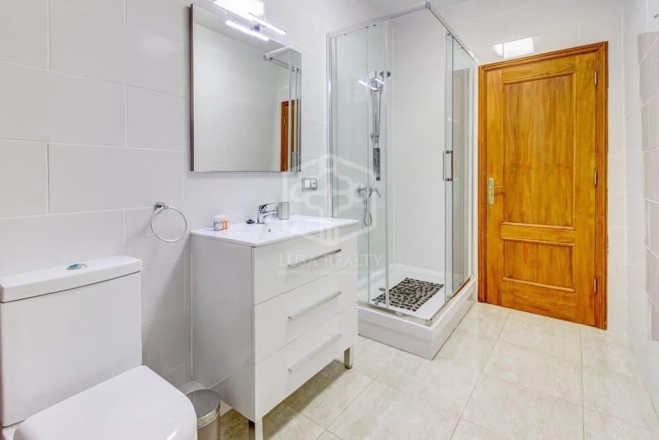 4 chambre Villa/Maison à vendre à Adeje avec piscine garage - 2 060 000 € (Ref: 10031235)