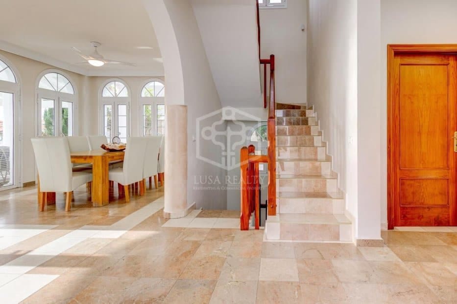 4 chambre Villa/Maison à vendre à Adeje avec piscine garage - 2 060 000 € (Ref: 10031235)