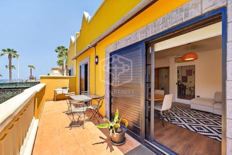 4 sovrum Hus till salu i Adeje med garage - 980 000 € (Ref: 10031236)