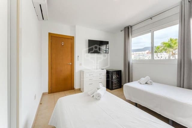 Bedrijf te koop in La Caldera, Adeje - € 2.200.000 (Ref: 10040243)