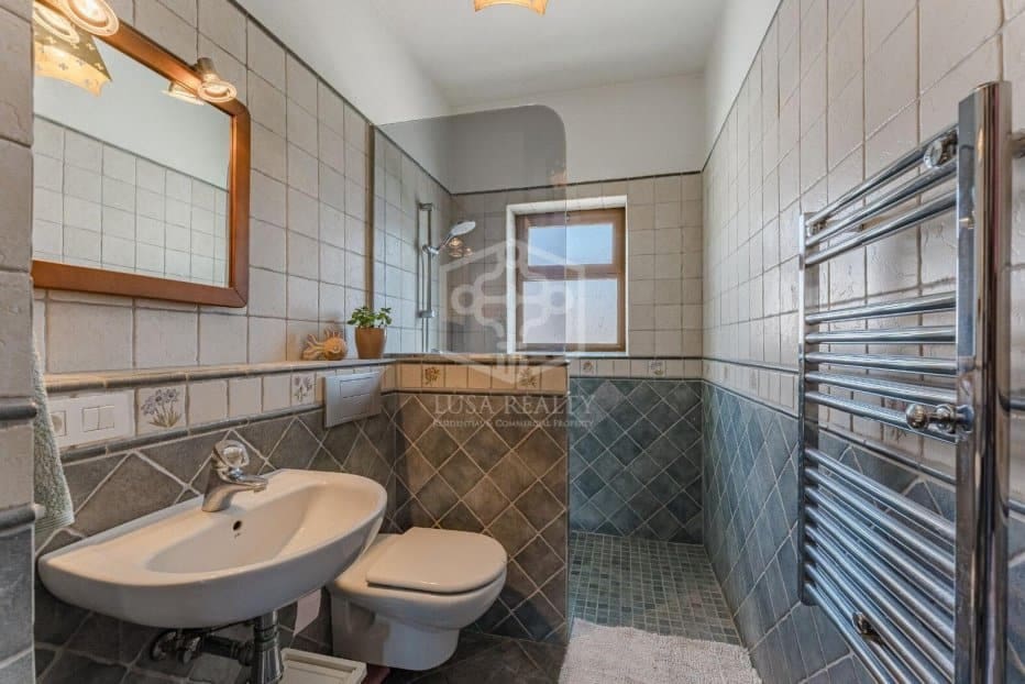 6 makuuhuone Huvila myytävänä paikassa San Miguel de Abona mukana uima-altaan - 820 000 € (Ref: 10040245)