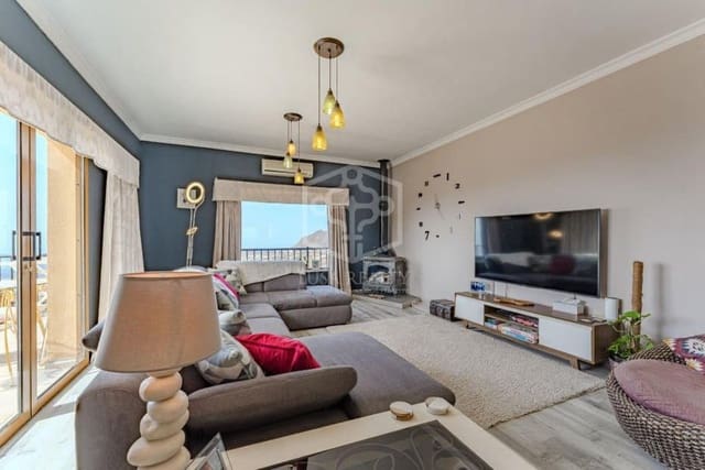 6 makuuhuone Huvila myytävänä paikassa San Miguel de Abona mukana uima-altaan - 820 000 € (Ref: 10040245)