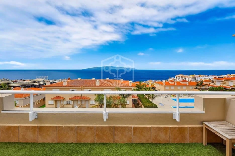 Casa de 2 habitaciones en Santiago del Teide en venta con garaje - 795.000 € (Ref: 10040246)