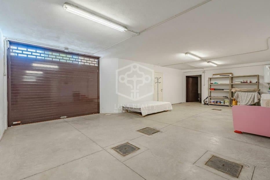 6 slaapkamer Villa te koop in El Medano met zwembad garage - € 1.690.000 (Ref: 10054519)