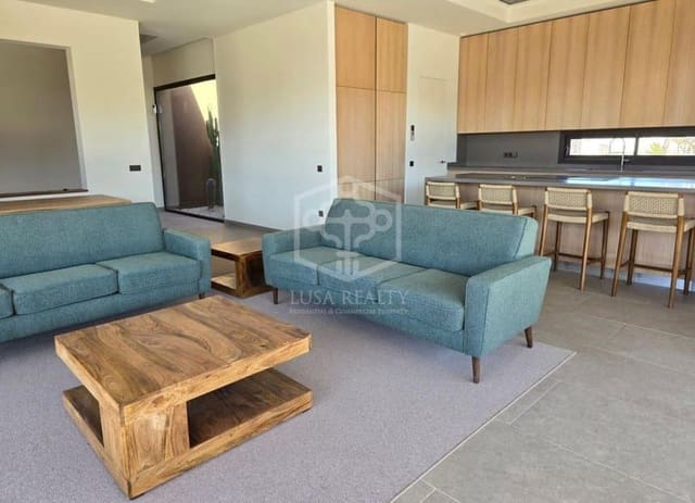 3 sovrum Villa till salu i Lajares, La Oliva med pool garage - 1 850 000 € (Ref: 10077360)