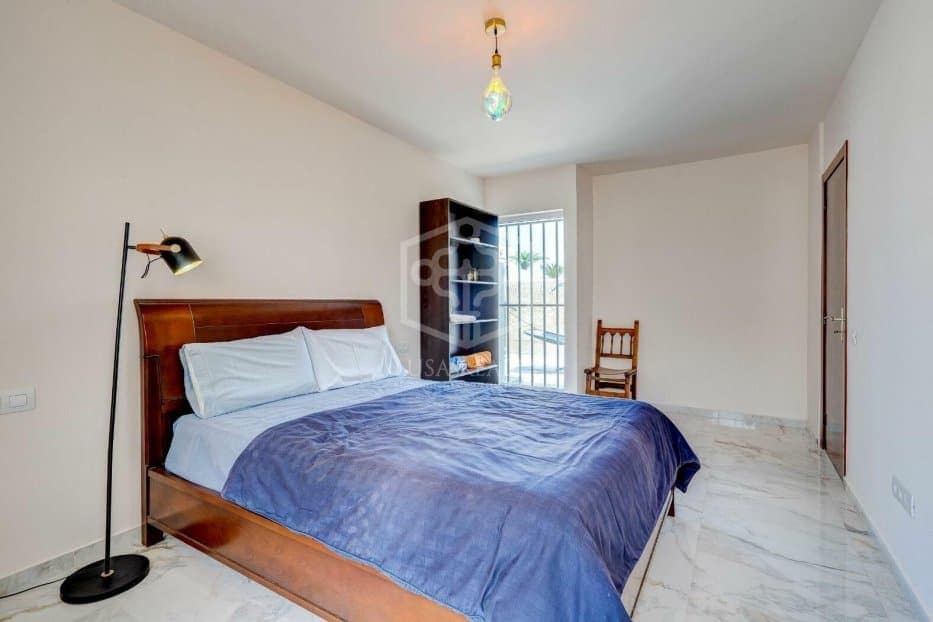 2 Zimmer Villa zu verkaufen in Adeje mit Pool Garage - 995.000 € (Ref: 10077361)