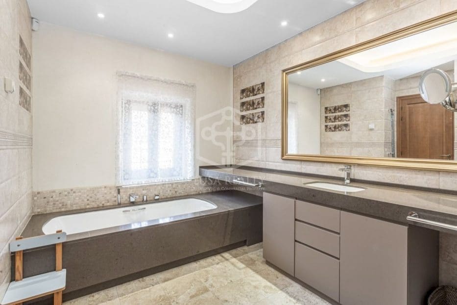 6 bedroom Villa for sale in Sant Andreu de Llavaneres with pool garage - € 17,000,000 (Ref: 10118659)
