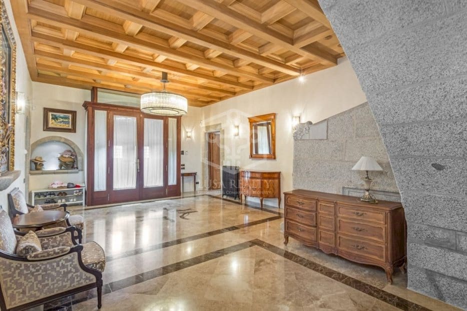 6 bedroom Villa for sale in Sant Andreu de Llavaneres with pool garage - € 17,000,000 (Ref: 10118659)