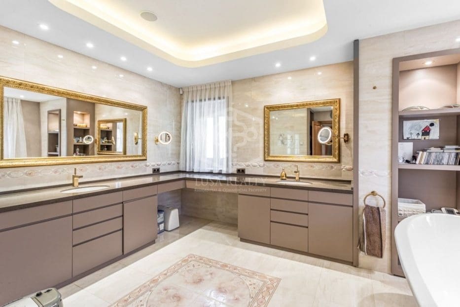 6 bedroom Villa for sale in Sant Andreu de Llavaneres with pool garage - € 17,000,000 (Ref: 10118659)
