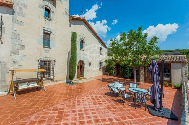Chalet de 6 habitaciones en Sant Andreu de Llavaneres en venta con piscina garaje - 17.000.000 € (Ref: 10118659)