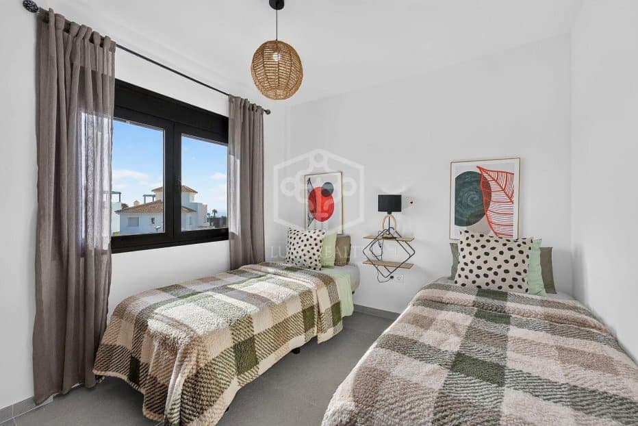 4 bedroom Townhouse for sale in San Miguel de Abona with pool garage - € 749,900 (Ref: 10135528)