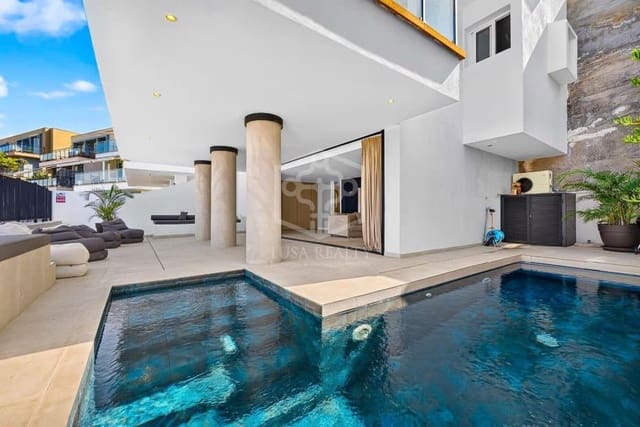 Chalet de 3 habitaciones en San Eugenio Alto, Adeje en venta con piscina garaje - 1.449.000 € (Ref: 10154506)