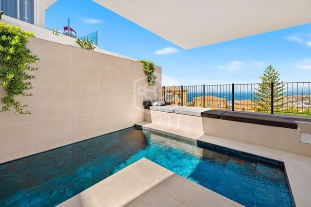 Chalet de 3 habitaciones en San Eugenio Alto, Adeje en venta con piscina garaje - 1.449.000 € (Ref: 10154506)