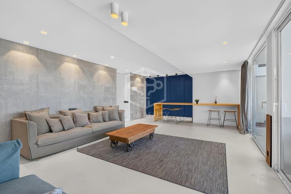 Chalet de 3 habitaciones en Adeje en venta con piscina garaje - 1.369.000 € (Ref: 10154507)
