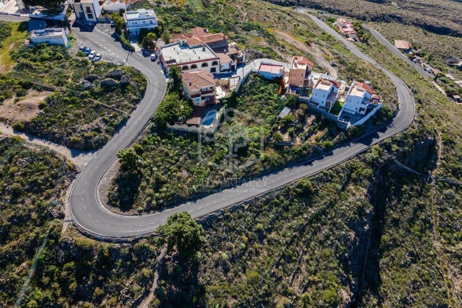 Solar/Parcela en Adeje en venta - 1.000.000 € (Ref: 10154508)