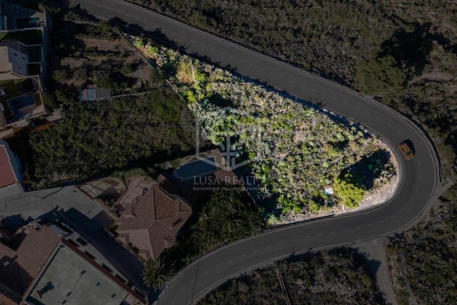 Solar/Parcela en Adeje en venta - 1.000.000 € (Ref: 10154508)