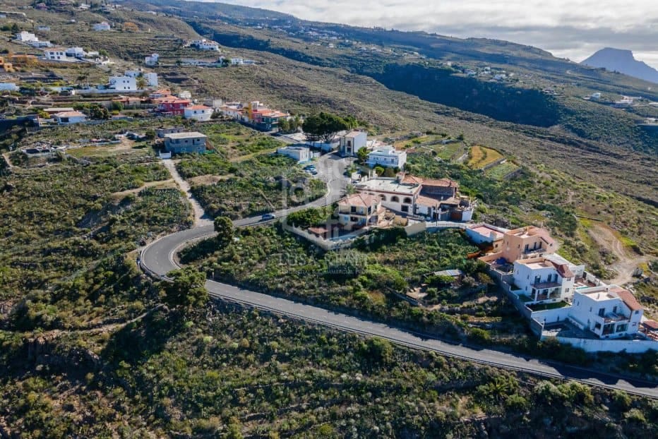 Solar/Parcela en Adeje en venta - 1.000.000 € (Ref: 10154508)