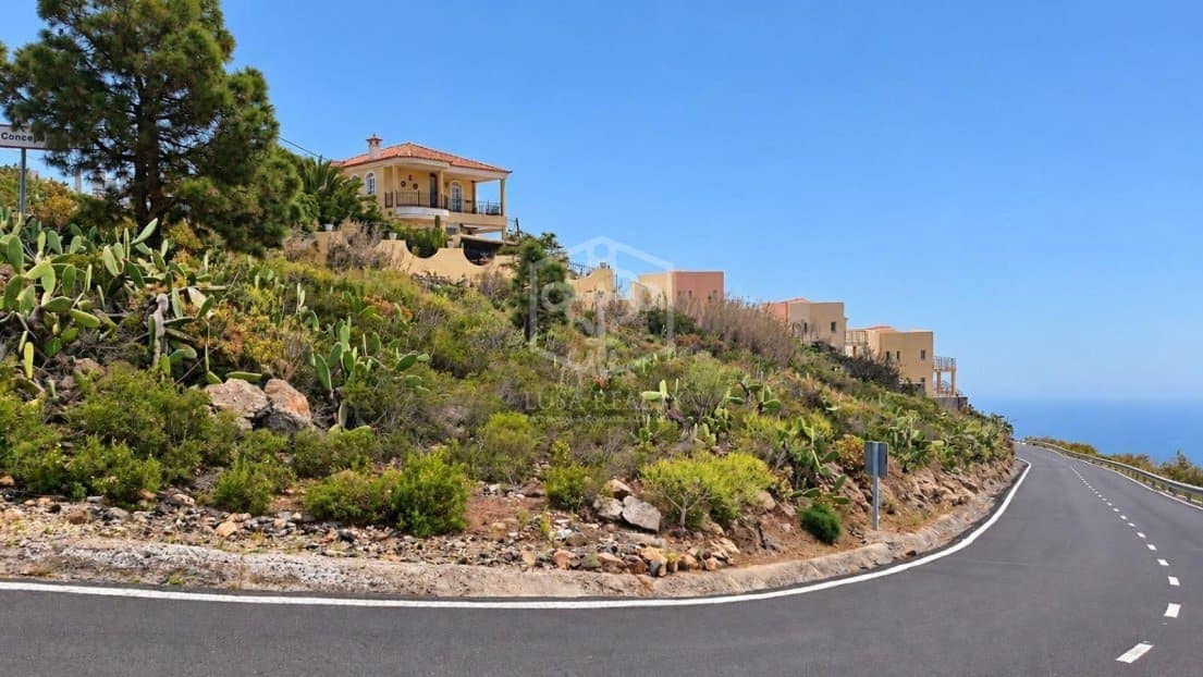 Solar/Parcela en Adeje en venta - 1.000.000 € (Ref: 10154508)