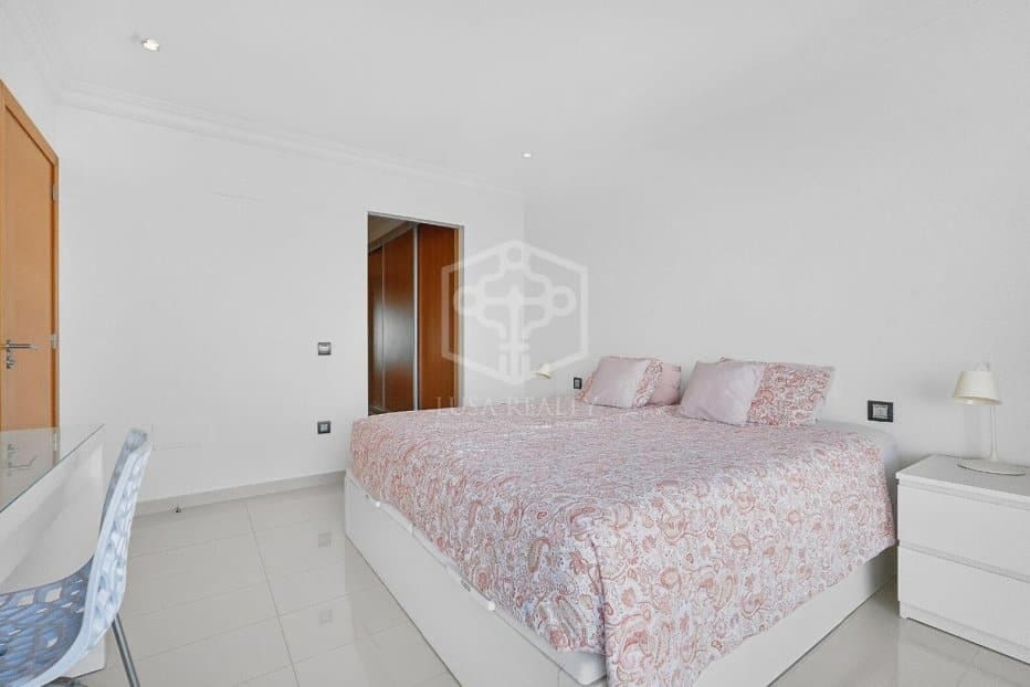 3 Zimmer Villa zu verkaufen in Adeje mit Pool Garage - 1.430.000 € (Ref: 10164009)