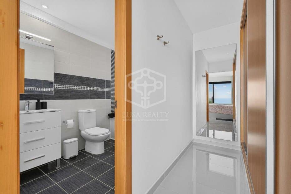 3 Zimmer Villa zu verkaufen in Adeje mit Pool Garage - 1.430.000 € (Ref: 10164009)