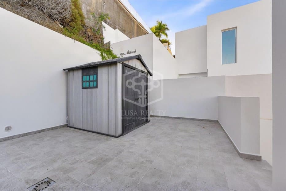 3 Zimmer Villa zu verkaufen in Adeje mit Pool Garage - 1.430.000 € (Ref: 10164009)