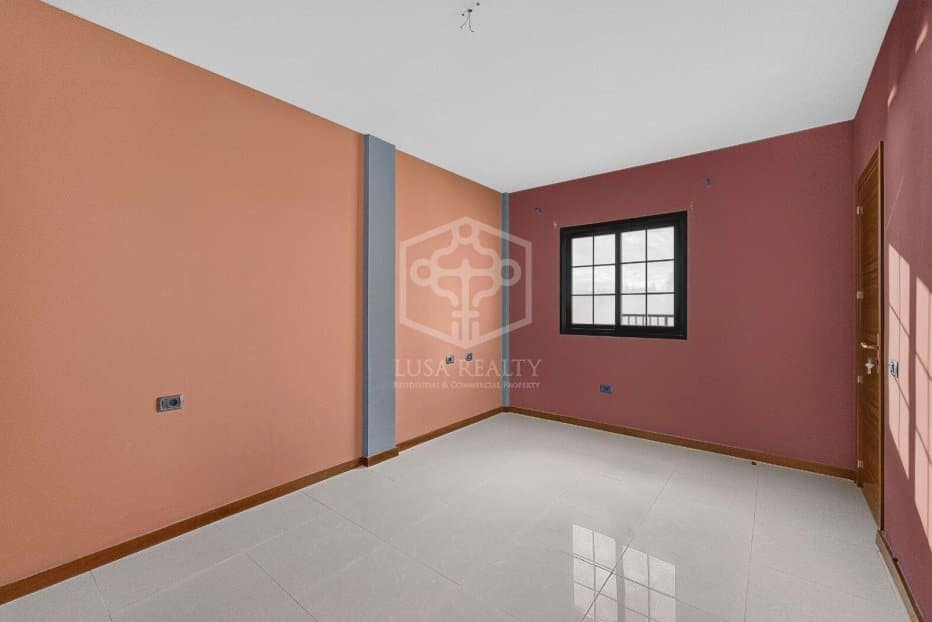 Chalet de 6 habitaciones en Candelaria en venta con garaje - 749.000 € (Ref: 10176187)