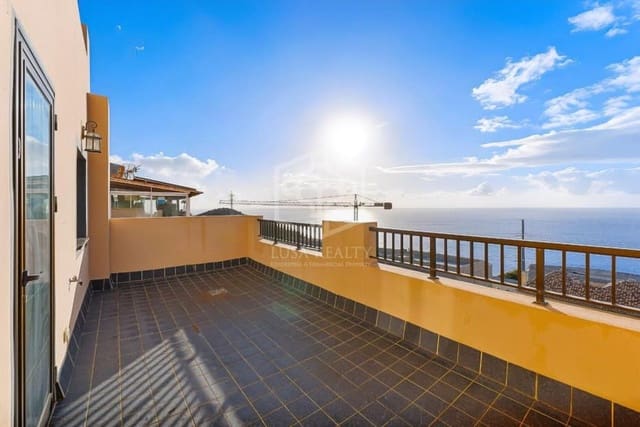 Chalet de 6 habitaciones en Candelaria en venta con garaje - 749.000 € (Ref: 10176187)