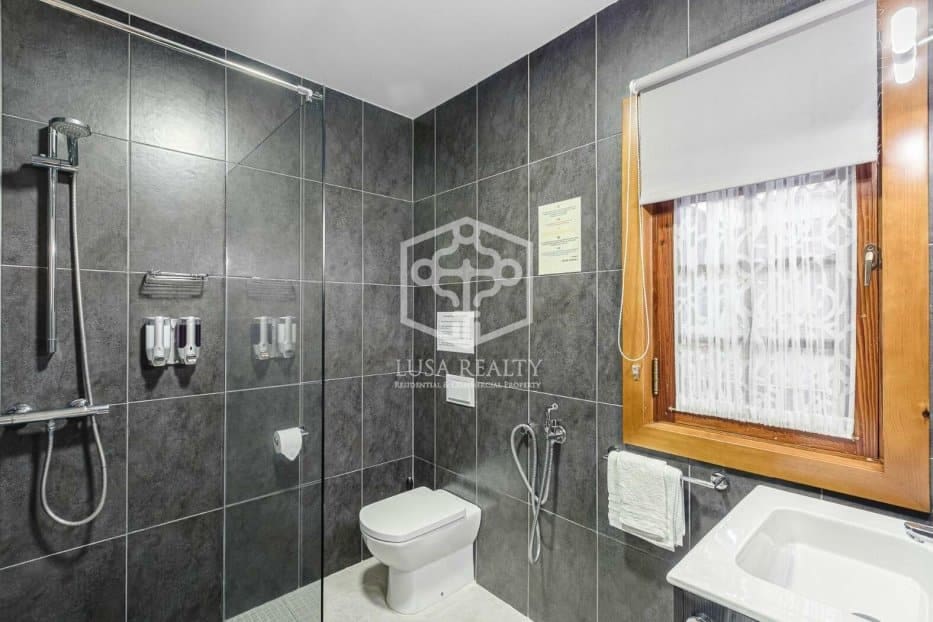 9 soveværelse Erhverv til salg i San Cristobal de La Laguna - € 2.900.000 (Ref: 8115396)