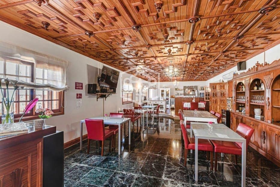 9 soveværelse Erhverv til salg i San Cristobal de La Laguna - € 2.900.000 (Ref: 8115396)