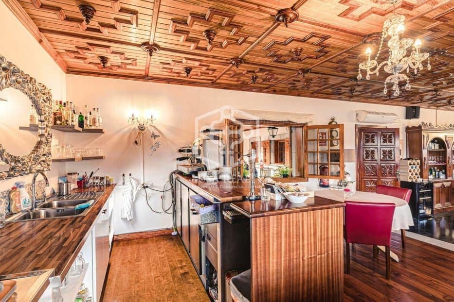 9 soveværelse Erhverv til salg i San Cristobal de La Laguna - € 2.900.000 (Ref: 8115396)