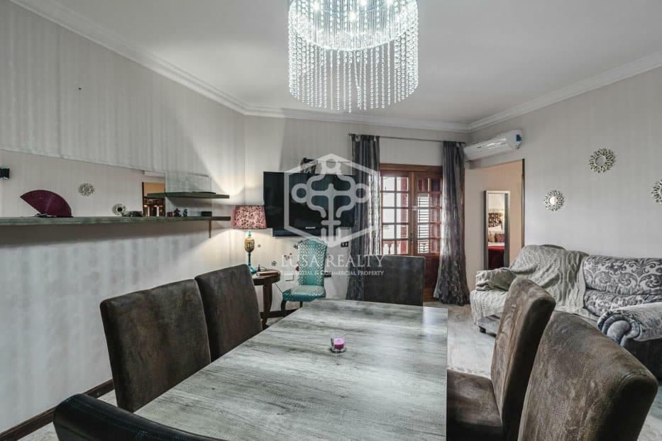 9 soveværelse Erhverv til salg i San Cristobal de La Laguna - € 2.900.000 (Ref: 8115396)