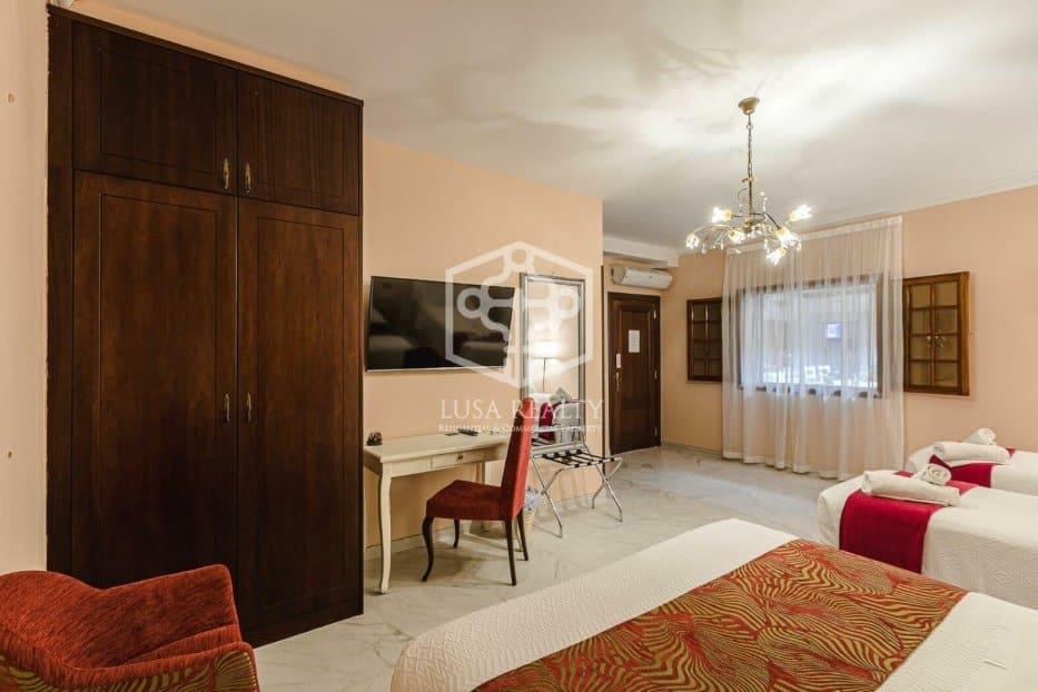 9 soveværelse Erhverv til salg i San Cristobal de La Laguna - € 2.900.000 (Ref: 8115396)