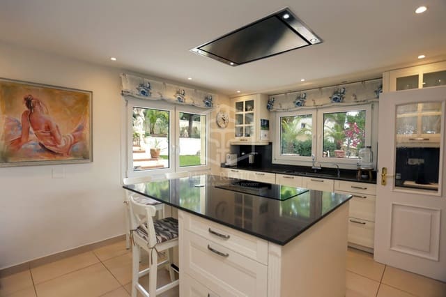 4 soveværelse Villa til salg i Costa de la Calma, Calvià - € 2.500.000 (Ref: 8115488)