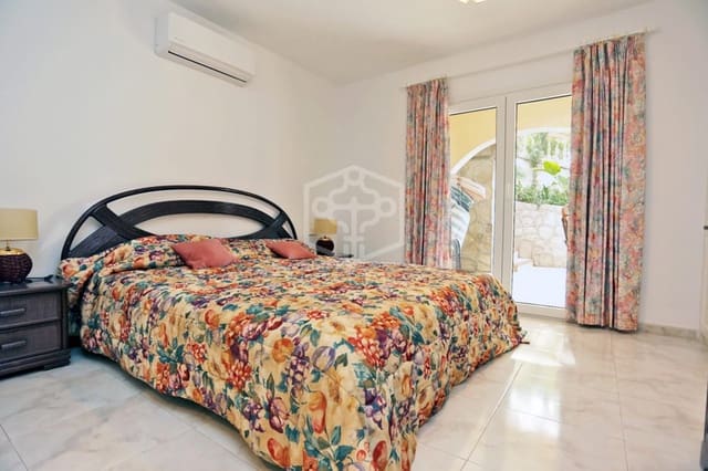 4 soveværelse Villa til salg i Costa de la Calma, Calvià - € 2.500.000 (Ref: 8115488)