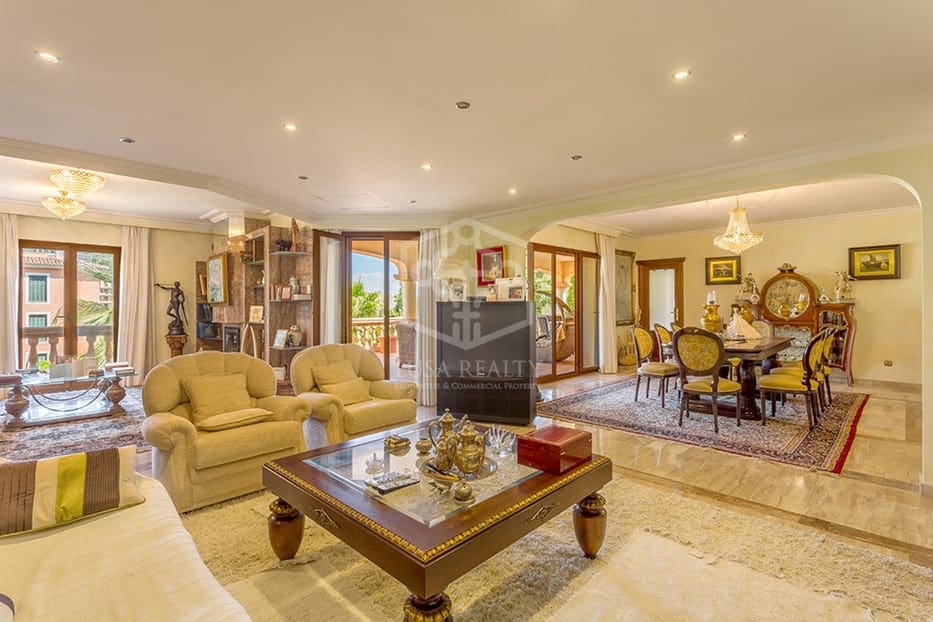 7 soveværelse Villa til salg i Cala Mayor - € 2.250.000 (Ref: 8115496)