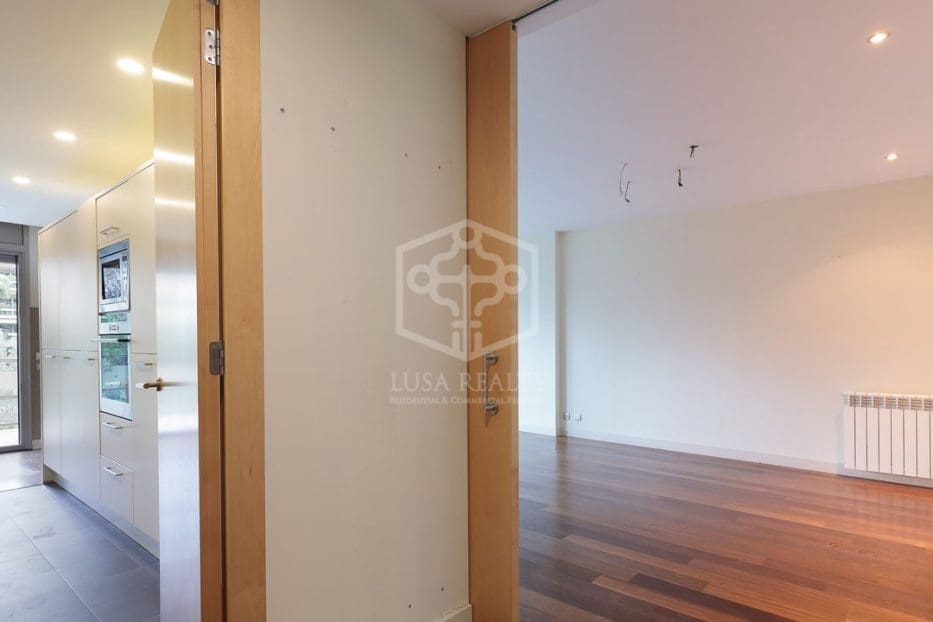Apartamento de 3 habitaciones en Barcelona ciudad en alquiler con piscina garaje - 3.630 € (Ref: 8115507)