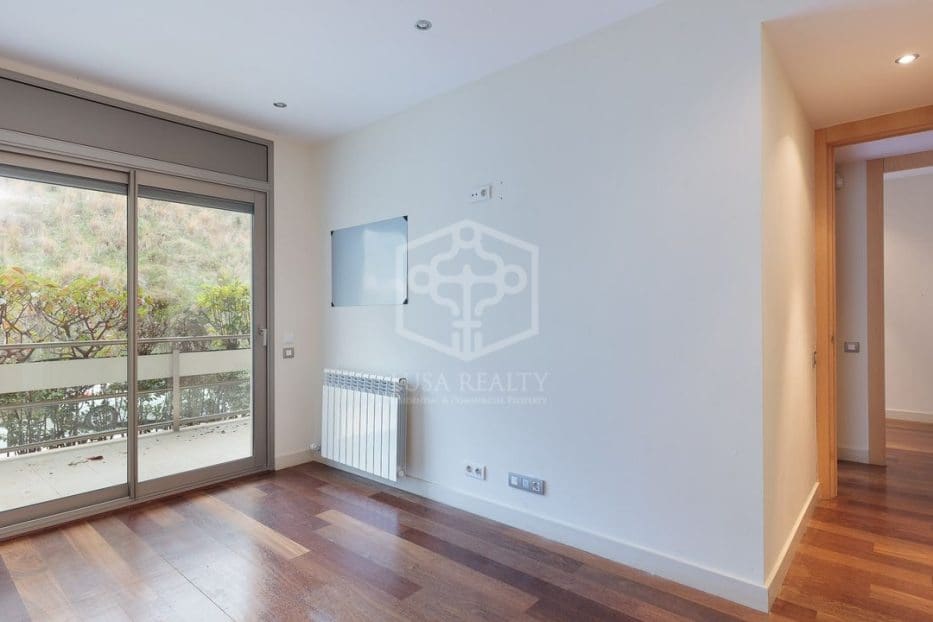 Apartamento de 3 habitaciones en Barcelona ciudad en alquiler con piscina garaje - 3.630 € (Ref: 8115507)