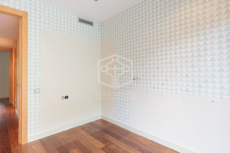 Apartamento de 3 habitaciones en Barcelona ciudad en alquiler con piscina garaje - 3.630 € (Ref: 8115507)