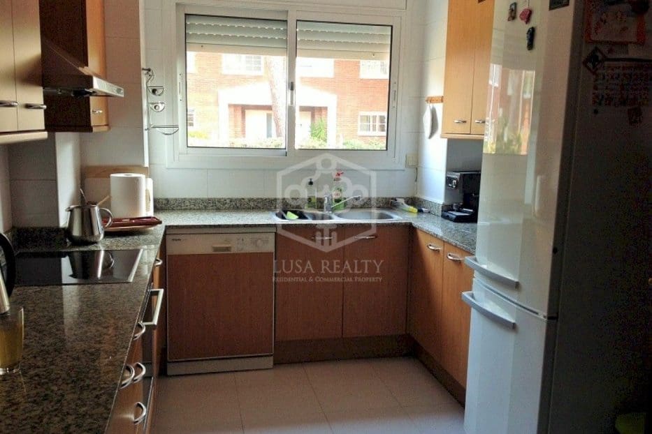 4 chambre Maison de Ville à vendre à Gava avec piscine garage - 1 050 000 € (Ref: 8115510)