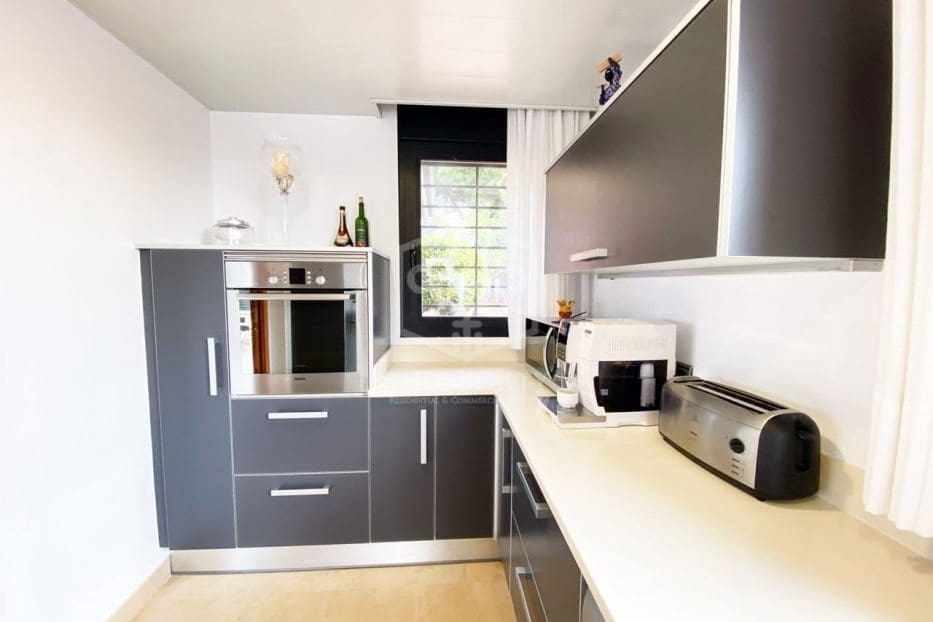 5 slaapkamer Villa te koop in Caldes d'Estrac met zwembad garage - € 996.000 (Ref: 8115515)