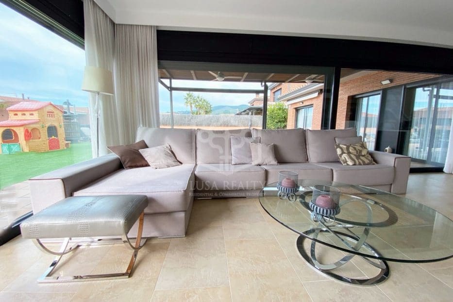 5 slaapkamer Villa te koop in Caldes d'Estrac met zwembad garage - € 996.000 (Ref: 8115515)