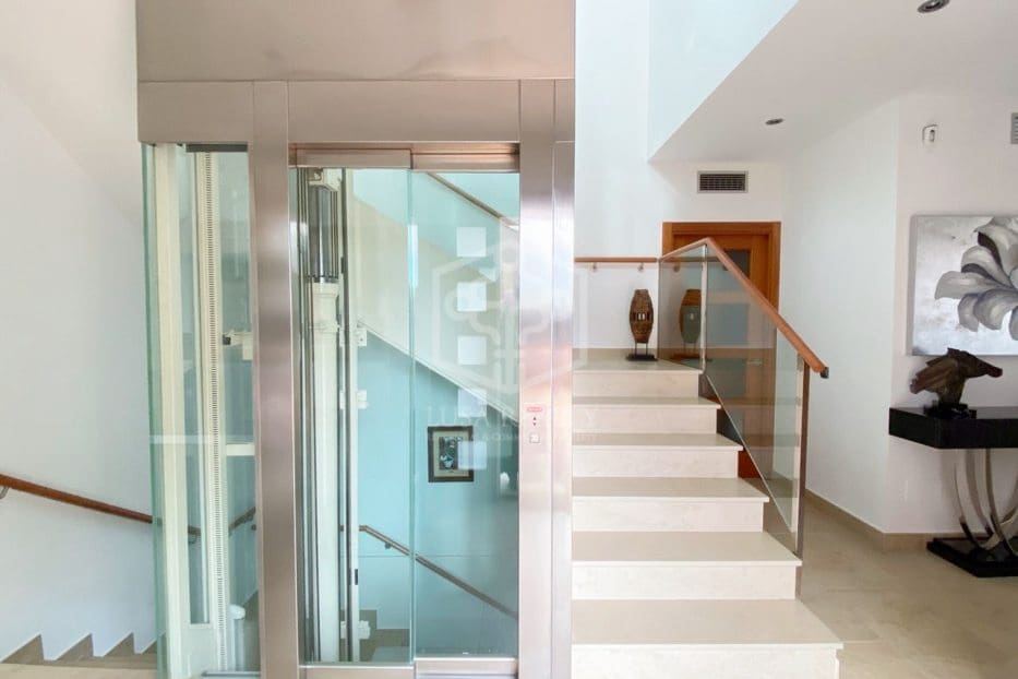 5 slaapkamer Villa te koop in Caldes d'Estrac met zwembad garage - € 996.000 (Ref: 8115515)